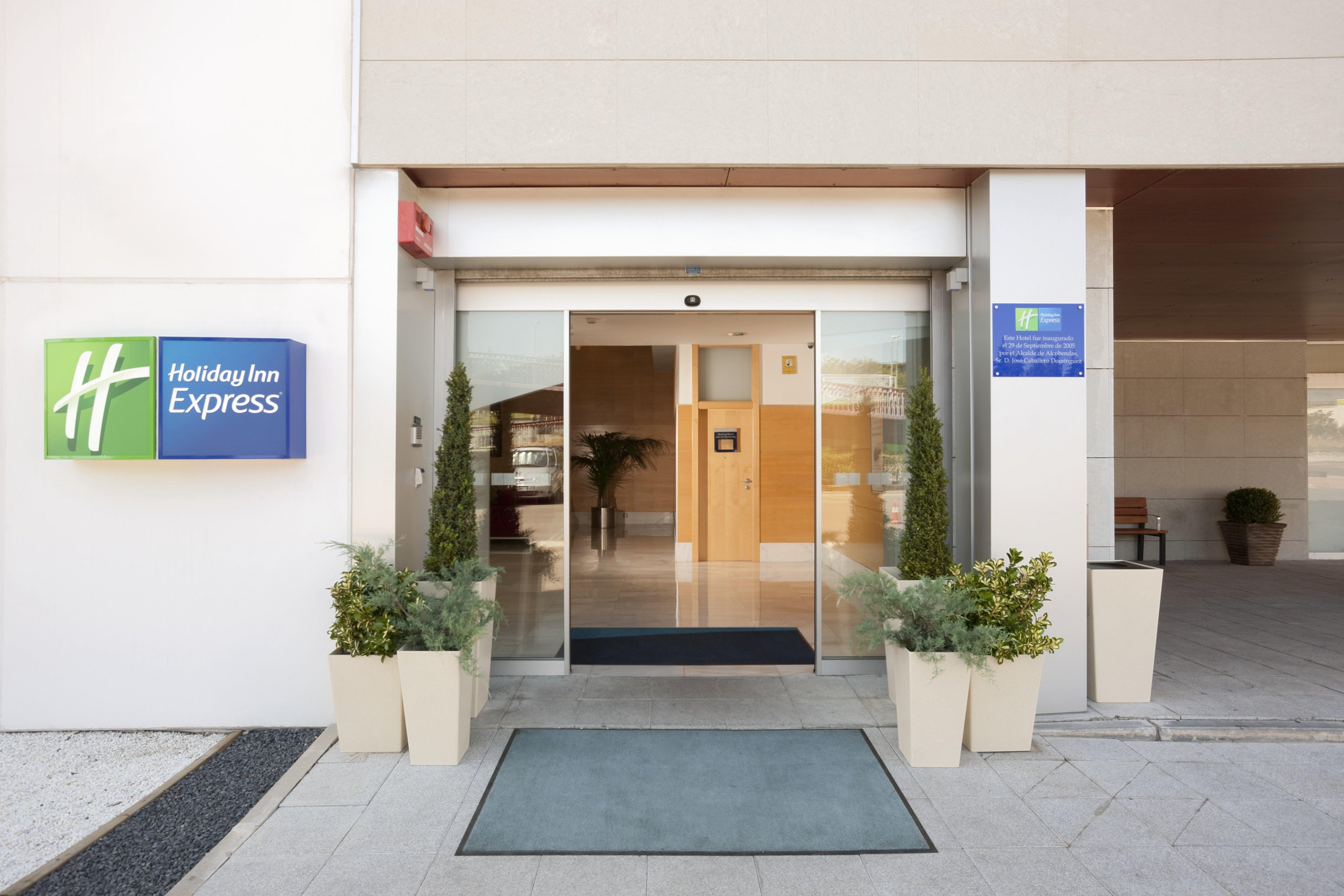 Holiday Inn Express Alcobendas By Ihg Exterior photo