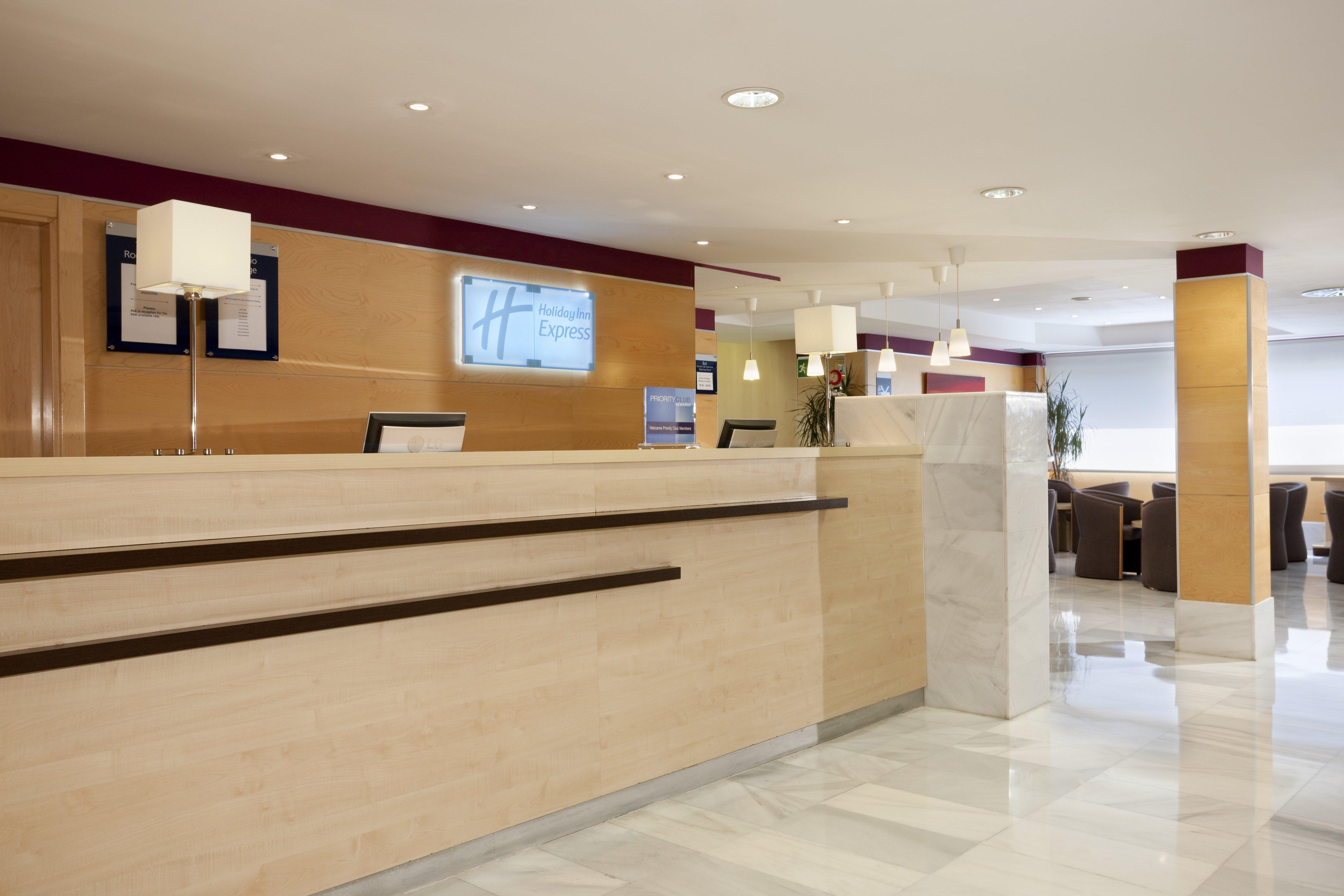 Holiday Inn Express Alcobendas By Ihg Exterior photo