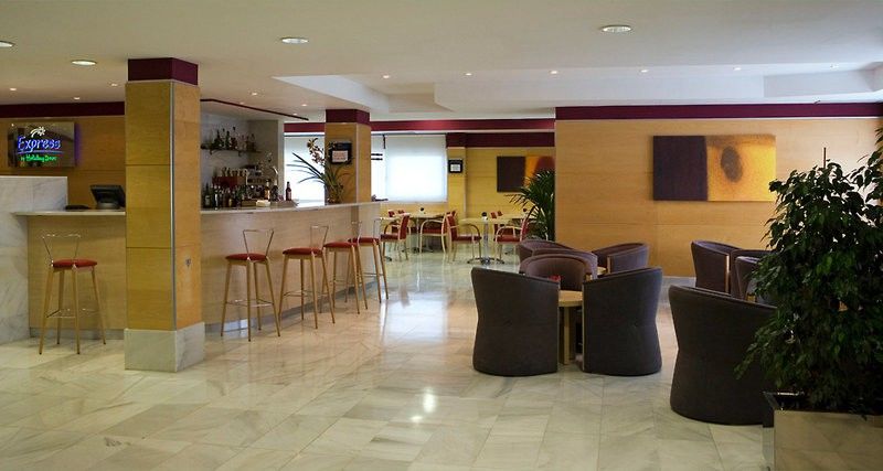 Holiday Inn Express Alcobendas By Ihg Exterior photo